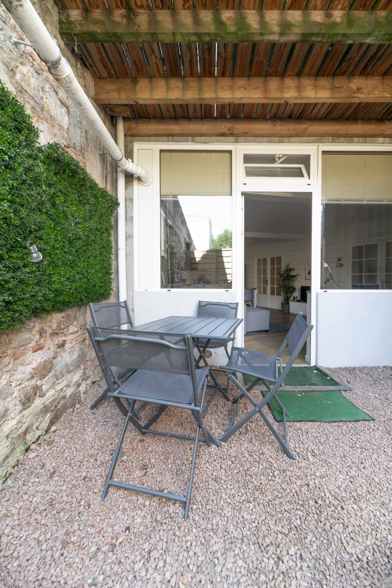 Le Celestin - Appartement 2 Chambres Avec Jardin En Centre Ville Vichy Eksteriør bilde