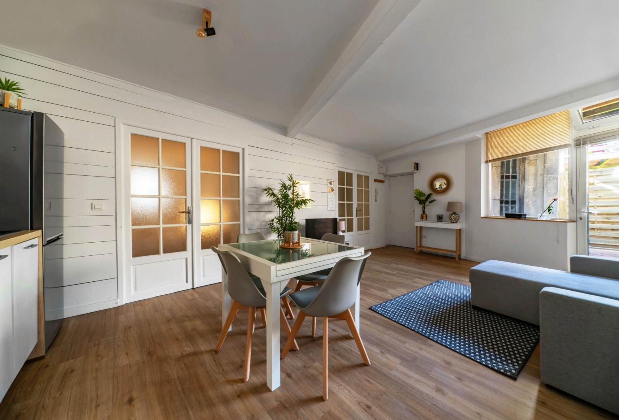 Le Celestin - Appartement 2 Chambres Avec Jardin En Centre Ville Vichy Eksteriør bilde